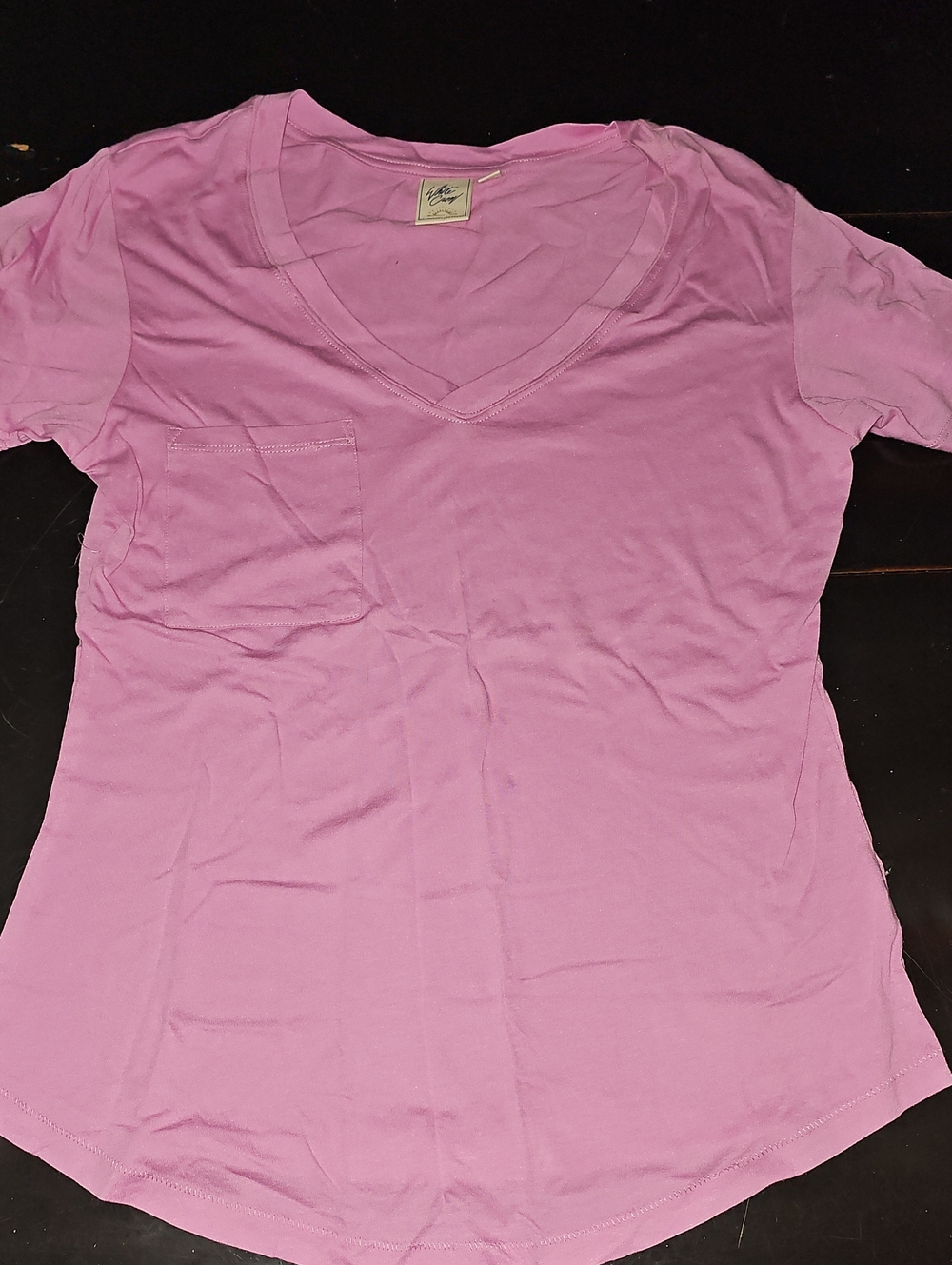 White Crow, Women’s V-Neck Short Sleeve Pocket Tee